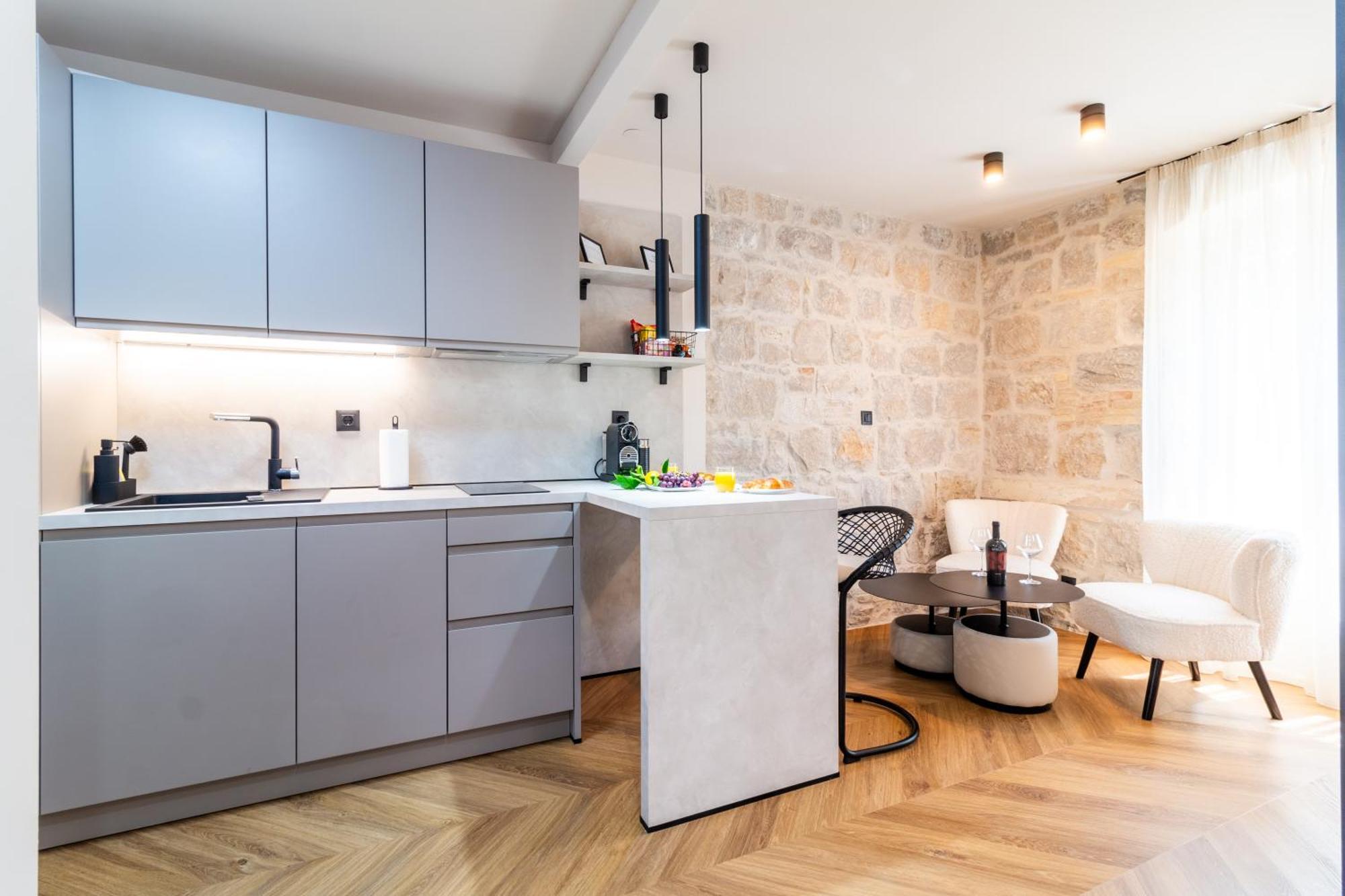 ספליט Apartment Centre In Stone House מראה חיצוני תמונה