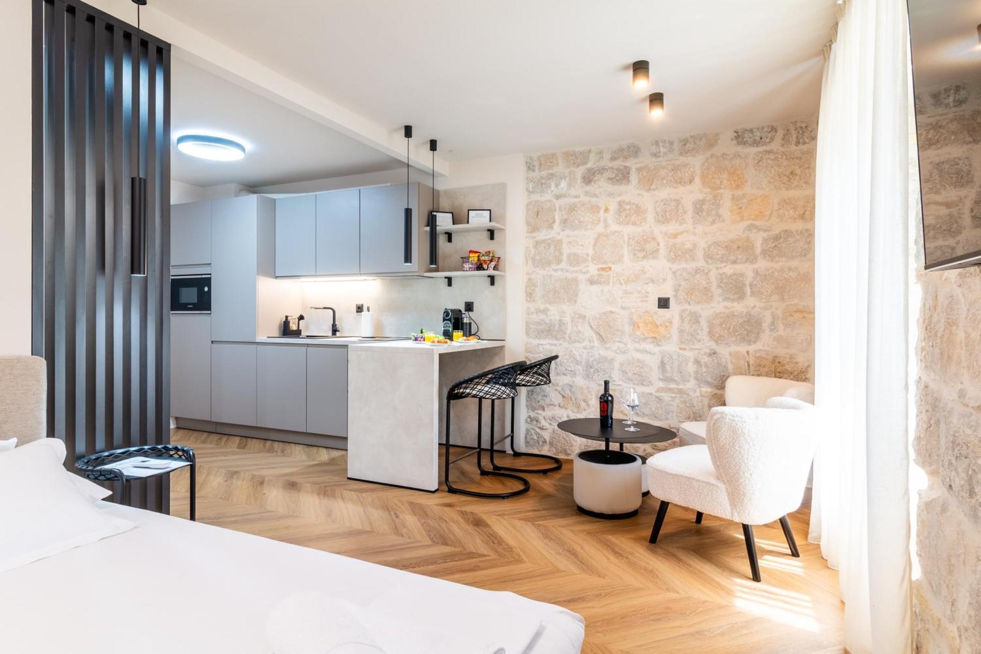 ספליט Apartment Centre In Stone House מראה חיצוני תמונה